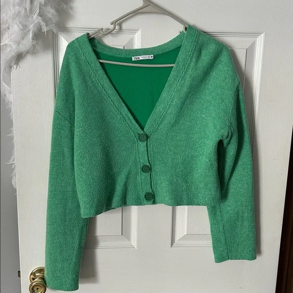 Zara Lounge Set - Picture 4 of 8